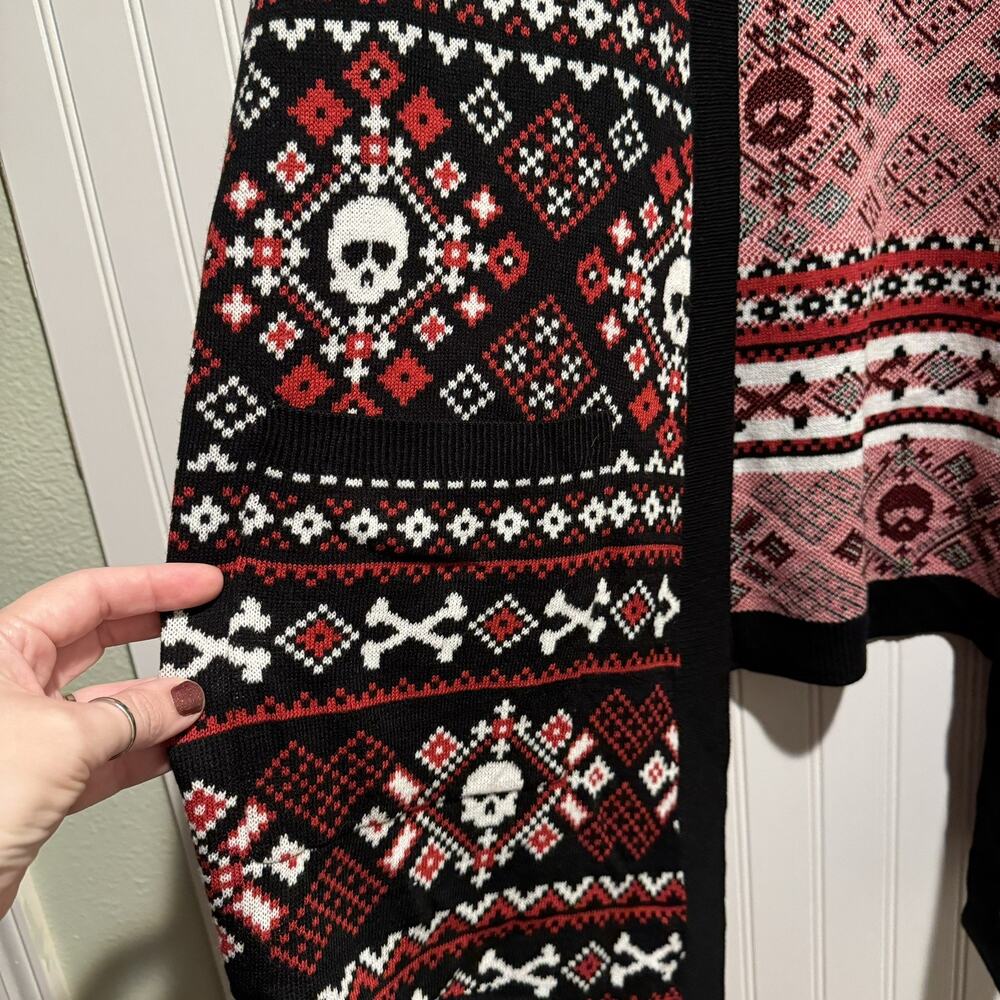 Hot Topic Social Collision Fair Isle Skull Cardigan Sweater Plus Size 4X - Picture 3 of 6
